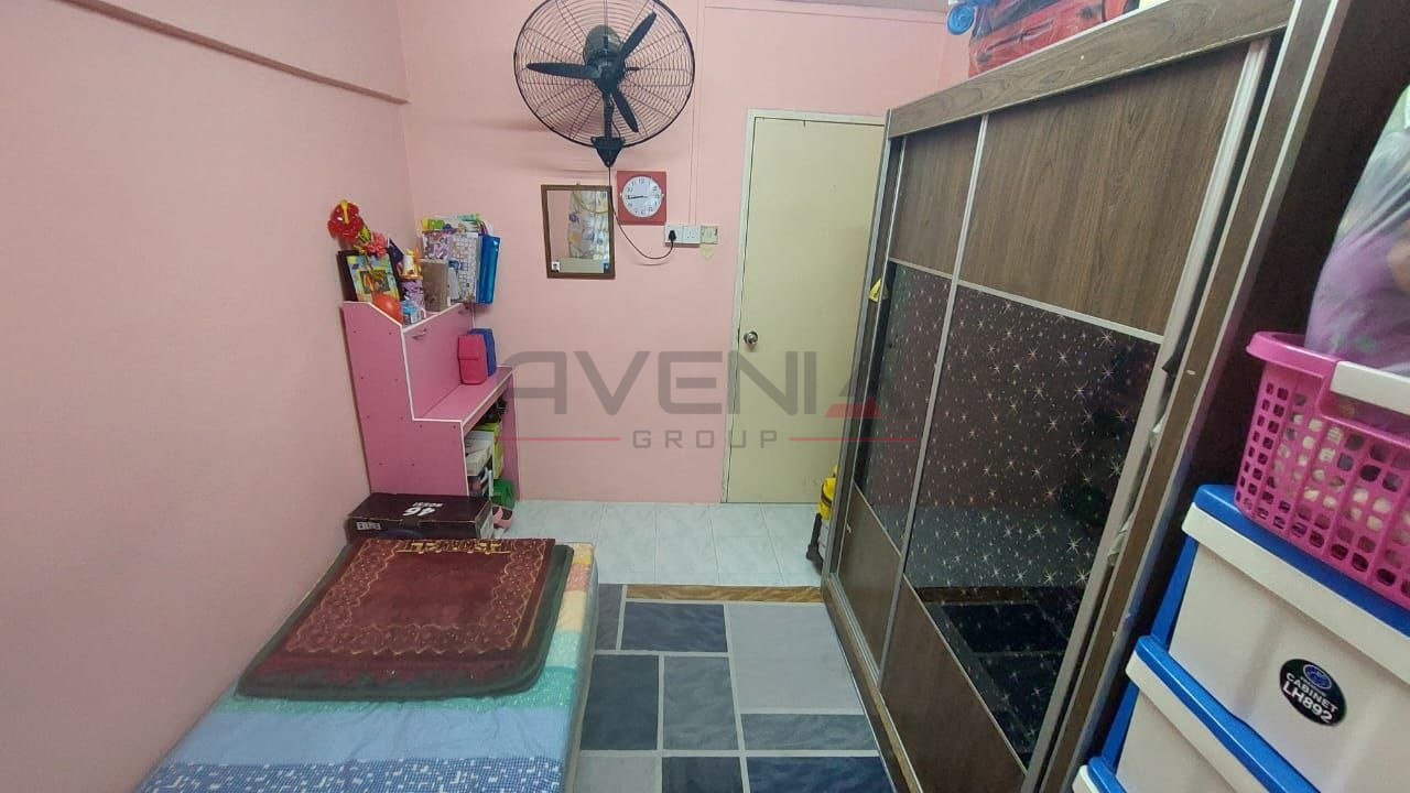 FLAT TAMAN AIR TAWAR INDAH 📍 | RENOVATED | CASHBACK RM15,000 | ZERO DEPOSIT | BOOKING 1K 13