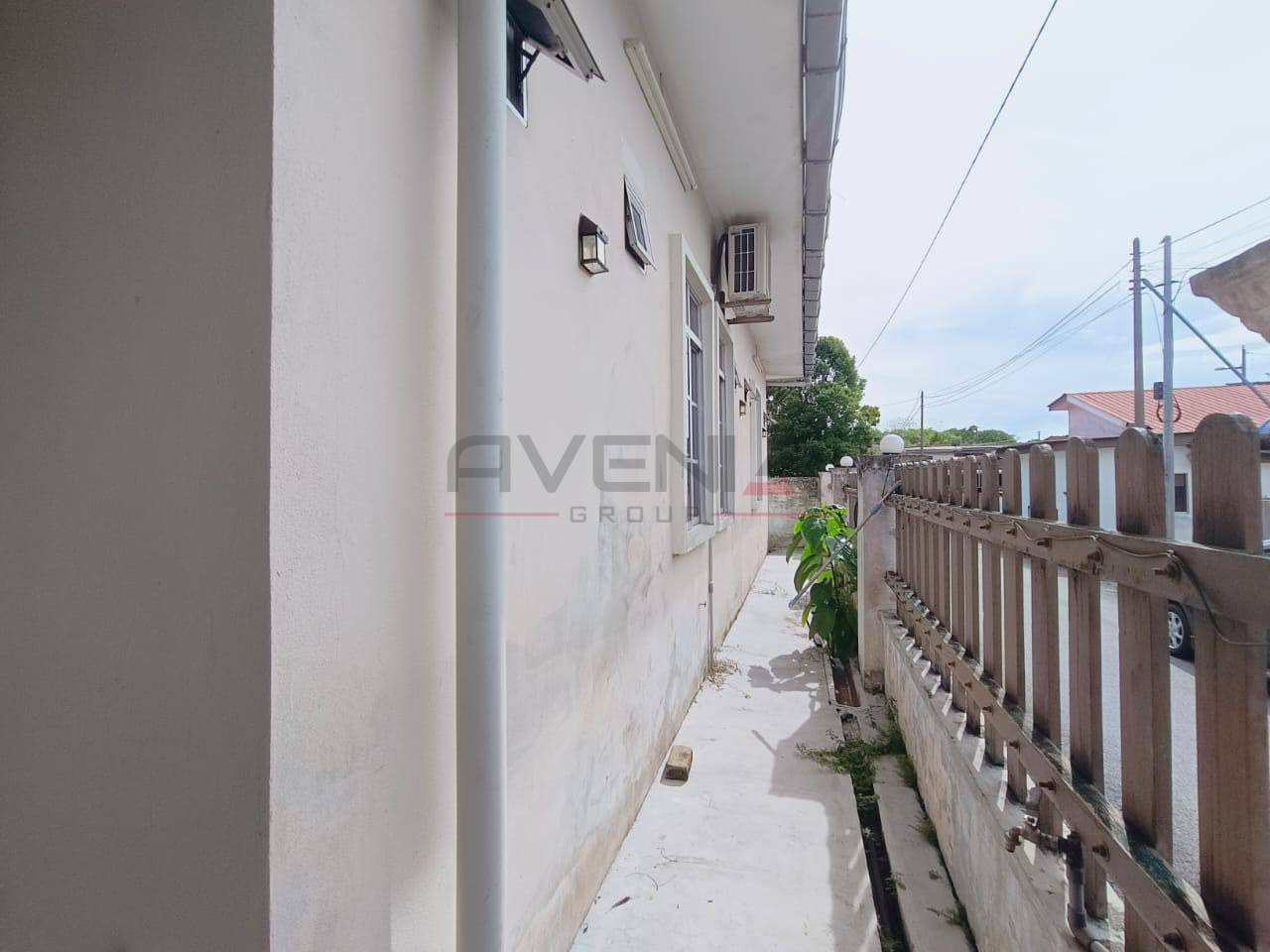 TAMAN PEGAGA 📍 | RENOVATED | BANGLO SETINGKAT | BELOW MARKET VALUE RM55,000 5