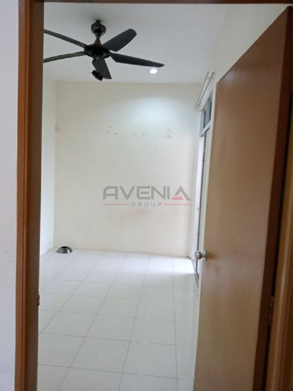 BANDAR SERI ASTANA 📍 | CORNER LOT | RENOVATED | SEMI-D SETINGKAT | CASHBACK RM90,000 | ZERO DEPOSIT | BOOKING 1K 12