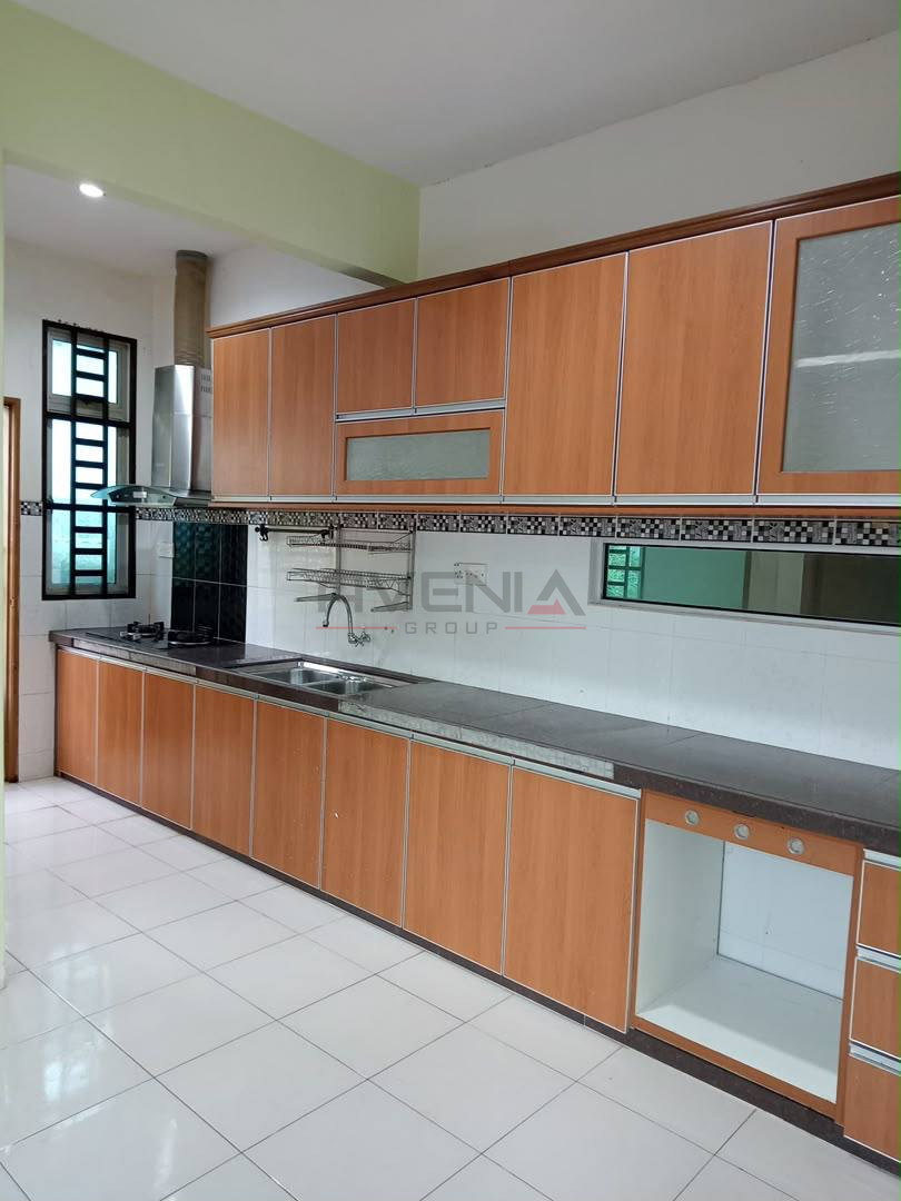 BANDAR SERI ASTANA 📍 | CORNER LOT | RENOVATED | SEMI-D SETINGKAT | CASHBACK RM90,000 | ZERO DEPOSIT | BOOKING 1K 9